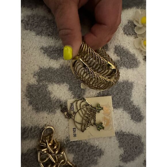 2028,whbm,talbots universal threads boho jewerly lot - Picture 2 of 4